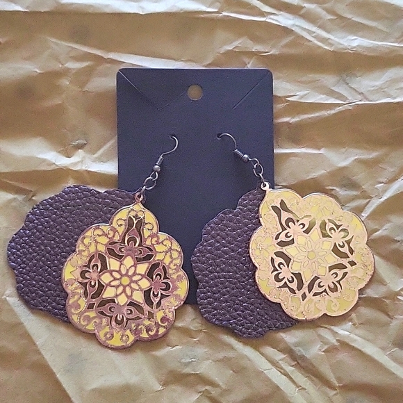 Hand Crafted Jewelry - Hand Crafted Elegant Purple and Gold Bo-ho Earrings